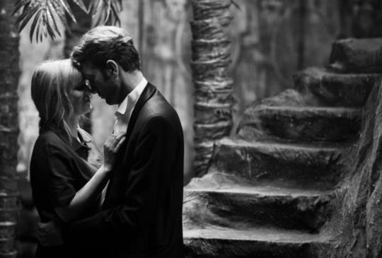 《沒有煙硝的愛情》水火不容的兒女情長